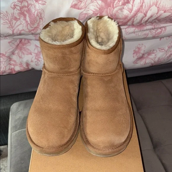 Ugg classic mini - Picture 4 of 7